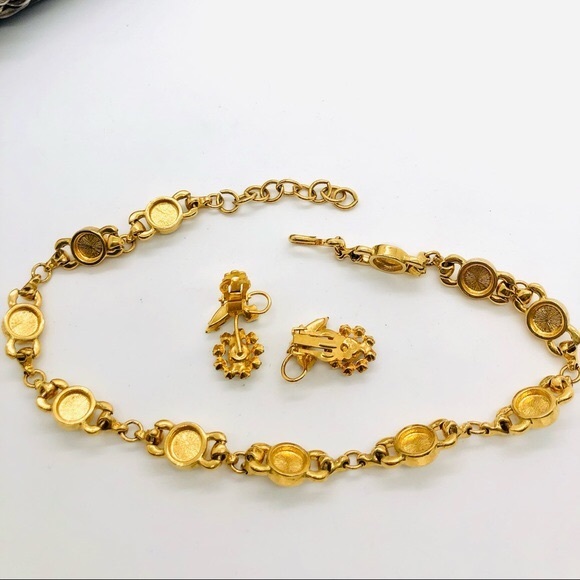 Vintage Signed Necklace & Adorable Flower Earrings - Picture 9 of 16